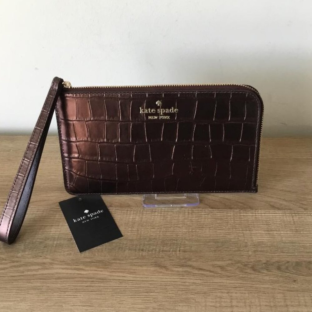 Kate Spade Lucy Metallic Croc Embossed Med L-Zip Wristlet Hot Fudge KM601 - NWT